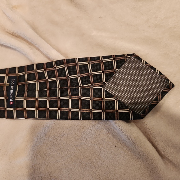 Knightsbridge Tie - Picture 6 of 6